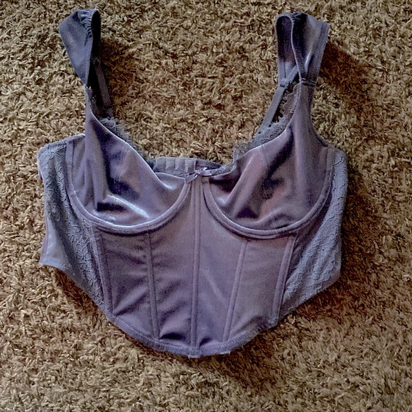 Garage Other - GARAGE corset in lavender size Large